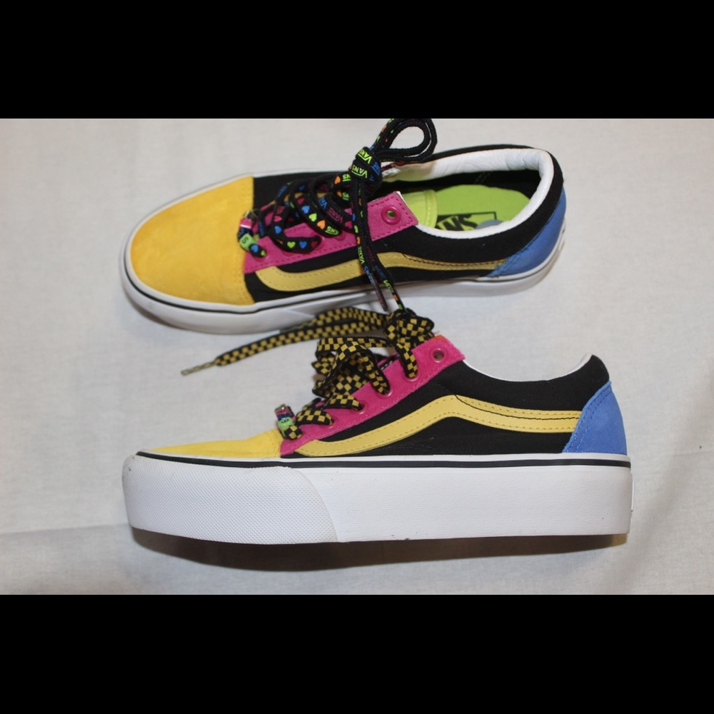 Womens Platform Vans Sz 7 - NWT
